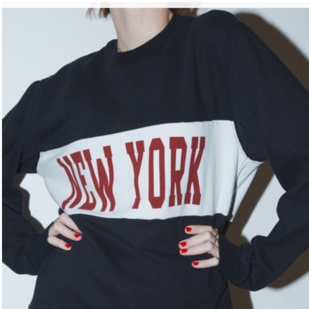Brandy Melville NY Erica sweater - Picture 1 of 7